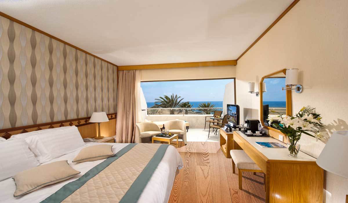Constantinou Bros Pioneer Beach Paphos Room photo